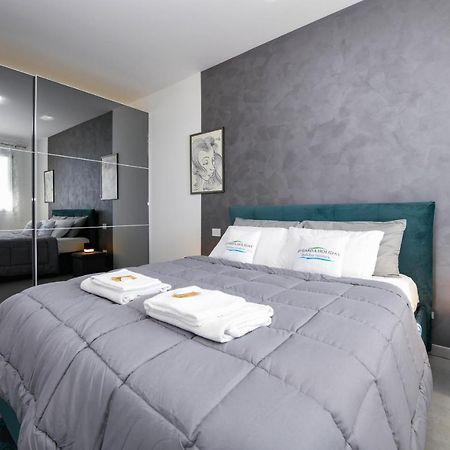 Opalia Residence - Garda Lake Lifestyle Apartment Peschiera del Garda Zewnętrze zdjęcie
