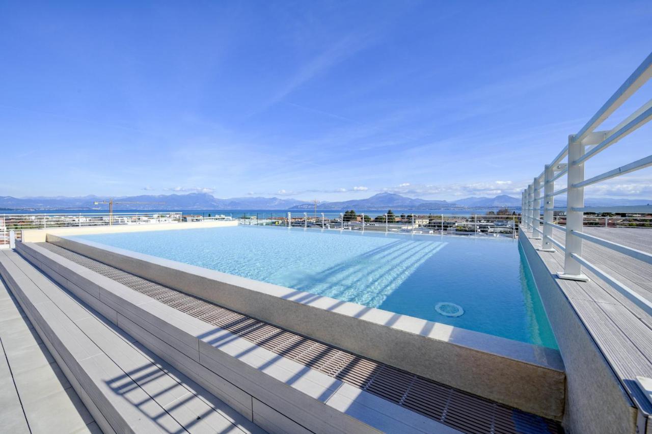 Opalia Residence - Garda Lake Lifestyle Apartment Peschiera del Garda Zewnętrze zdjęcie