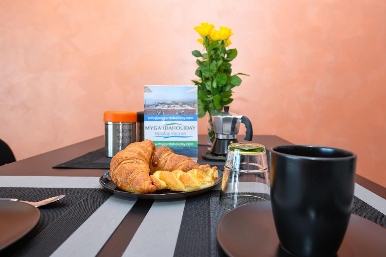 Opalia Residence - Garda Lake Lifestyle Apartment Peschiera del Garda Zewnętrze zdjęcie